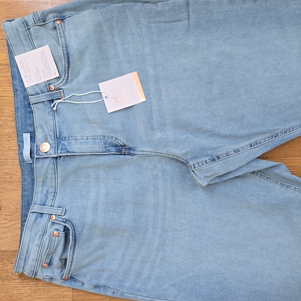 LC LAUREN CONRAD WOMEN'S PLUS SIZE BLUE JEANS SIZE 18